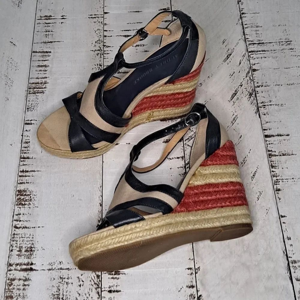 Audrey Brooke Kerry Braided Wedges 6M